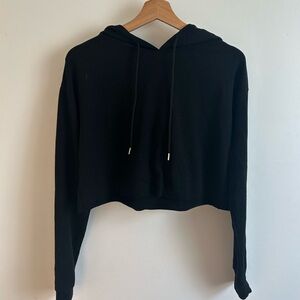 Forever 21 Black Cropped Hoodie Sweatshirt